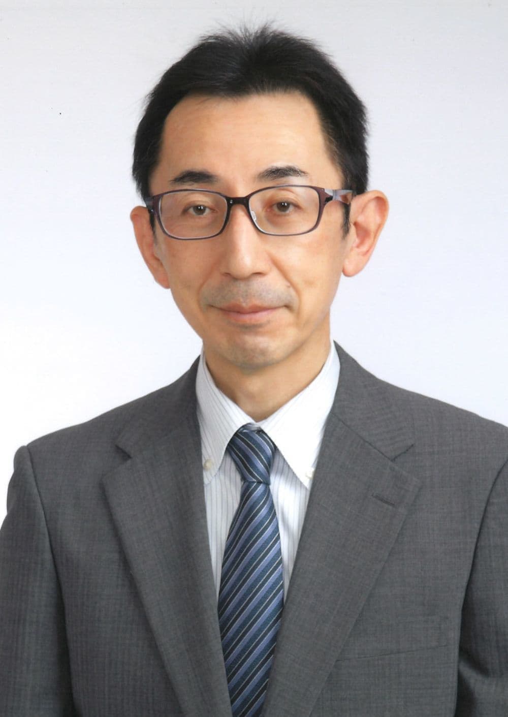 山本頼正 院長